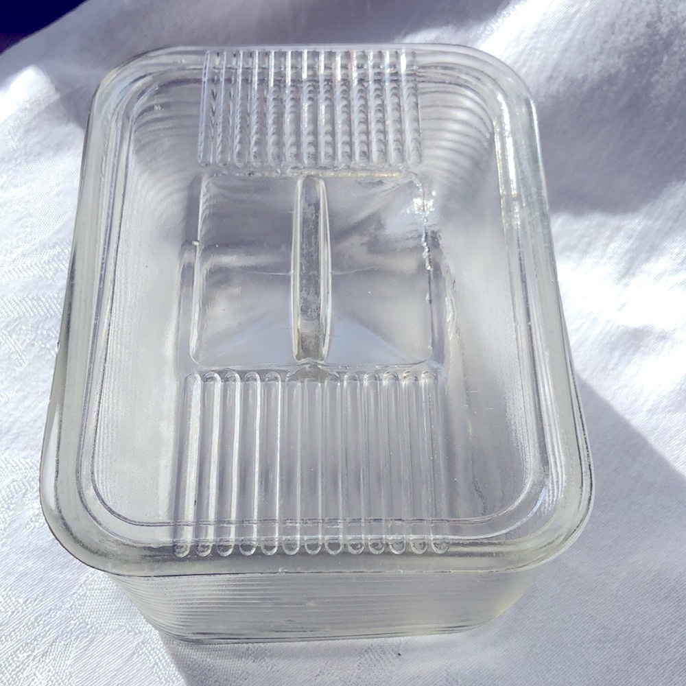 Vintage Refrigerator Dish - Picture 4 of 4